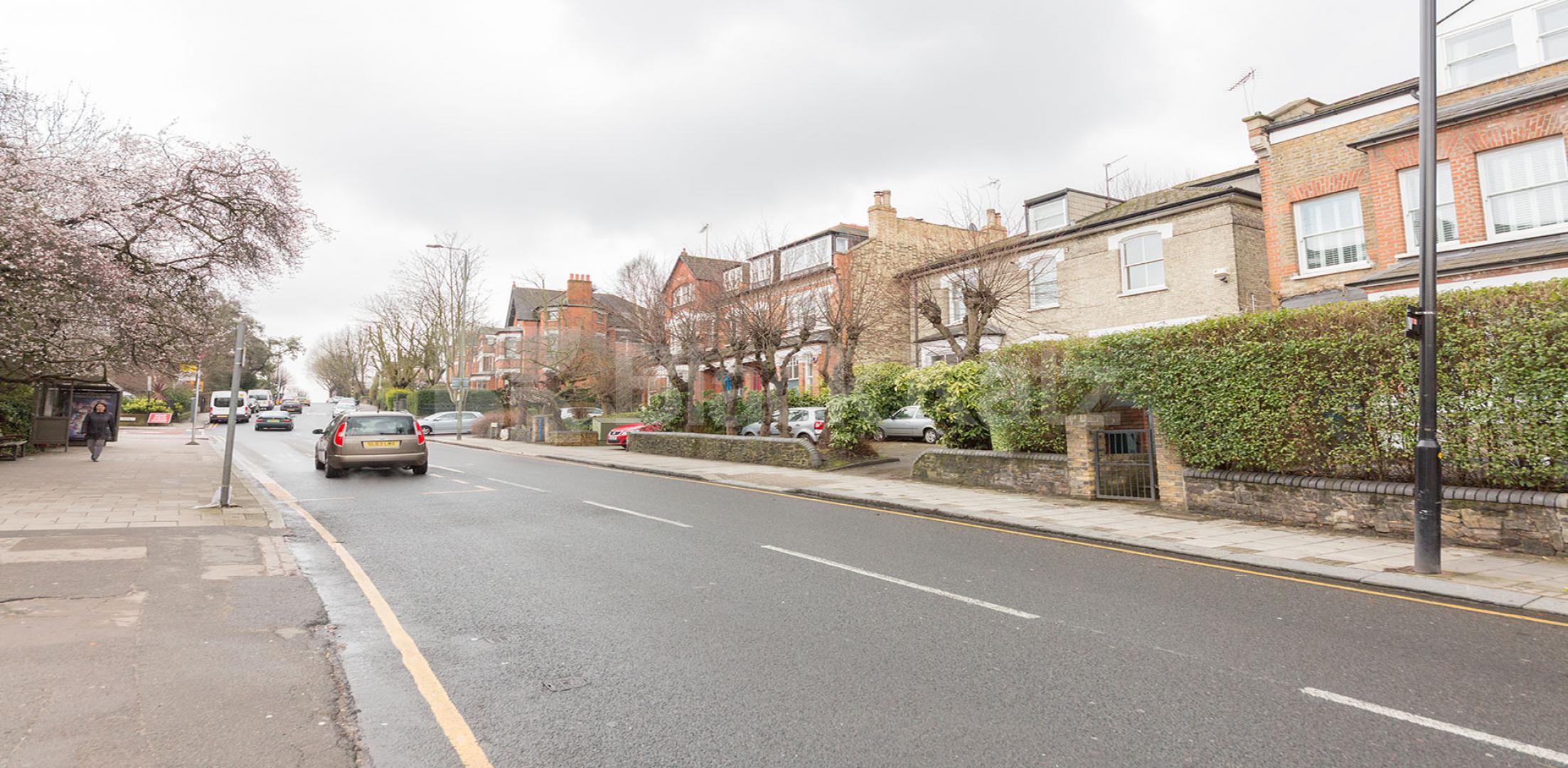 			2 Bedroom, 1 bath, 1 reception Ground Floor Flat			 Crouch Hill, Crouch End